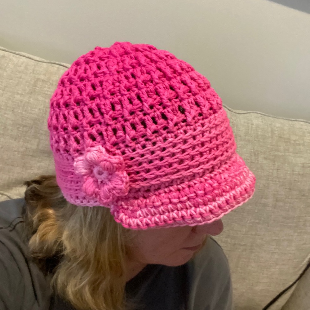 💖HANDMADE crocheted hat. 💖